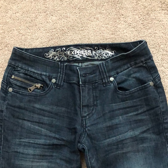 Jeans - Picture 2 of 6